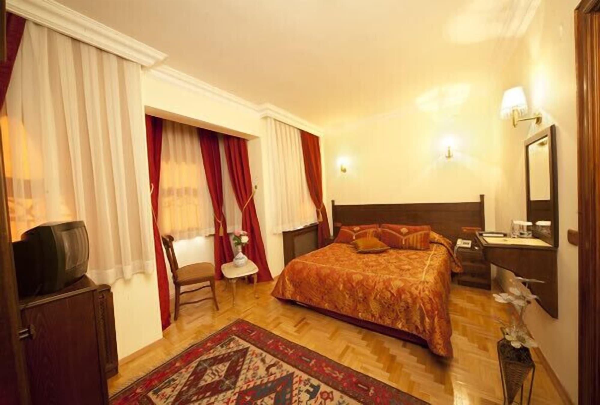 Turquhouse Hotel Istanbul Exterior foto